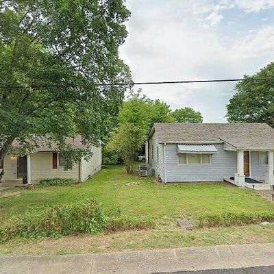 314 1/2 B St, Clarksville, TN 37042