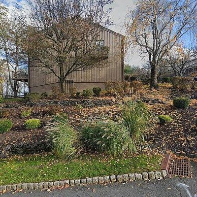 316 Stephanie Dr, Caldwell, NJ 07006