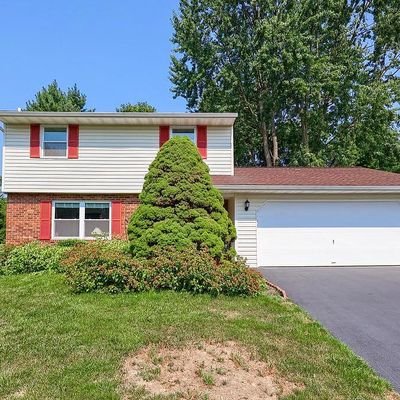 3183 Greenridge Dr, Lancaster, PA 17601