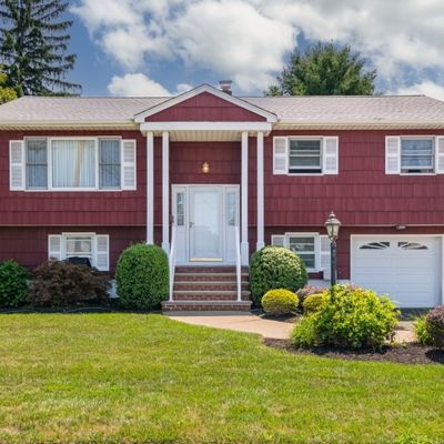 422 Magnolia Ave, Pompton Lakes, NJ 07442