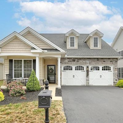 424 General Dr, Mechanicsburg, PA 17050