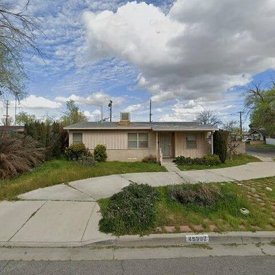 45302 11 Th St W, Lancaster, CA 93534