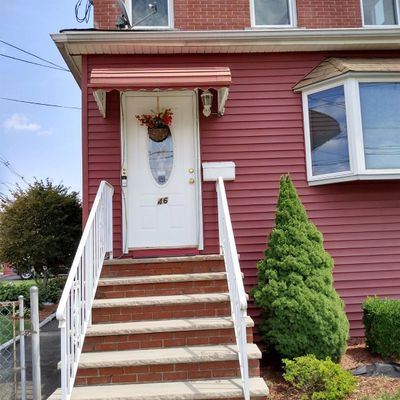 46 Hayward Ave, Carteret, NJ 07008