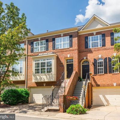 4634 Lambert Dr, Alexandria, VA 22311