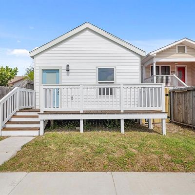 4710 Avenue S, Galveston, TX 77551