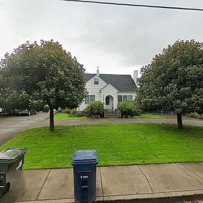 3923 Jasper Rd, Springfield, OR 97478