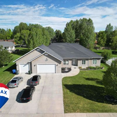 4020 Westchester Cir, Riverton, WY 82501