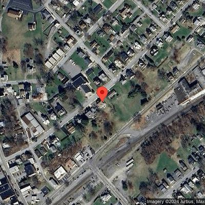 53 E Houston Ave, Montgomery, PA 17752