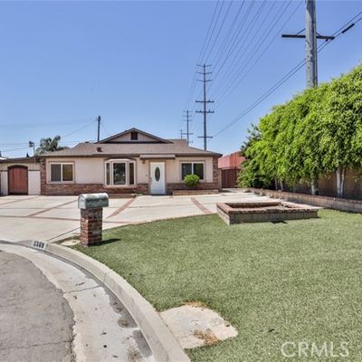 5569 N Fleetwell Ave, Azusa, CA 91702