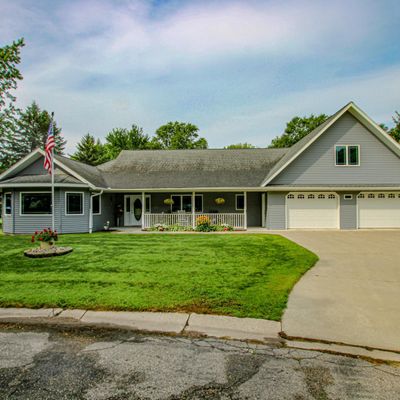 605 Agassiz Ave N, Herman, MN 56248