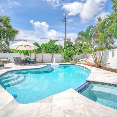 484 Sw 1 St St, Boca Raton, FL 33432