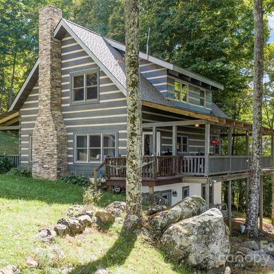 49 Cub Pass, Bakersville, NC 28705