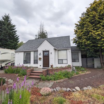 516 26 Th St, Washougal, WA 98671