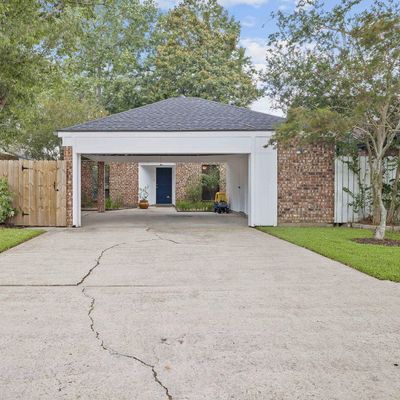 517 Kaiser Dr, Lafayette, LA 70508