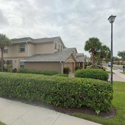 6845 Ascot Dr #202, Naples, FL 34113