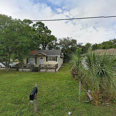 701 37 Th Avenue Dr E, Bradenton, FL 34208