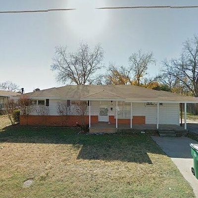 714 Magnolia St, Burkburnett, TX 76354