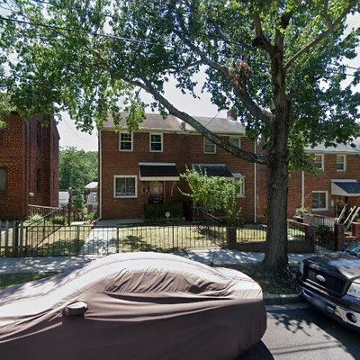 719 Hilltop Ter Se, Washington, DC 20019