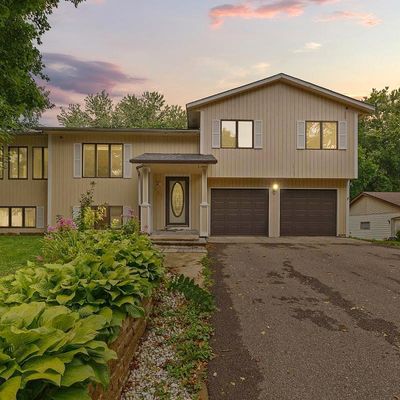 751 Lathrop Dr, Northfield, MN 55057