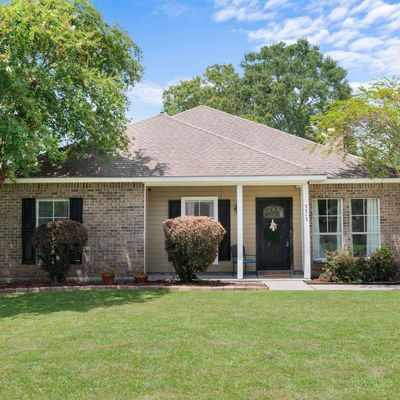 7517 Hickory Ridge Dr, Denham Springs, LA 70706