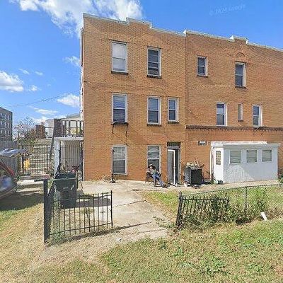 61 Q St Ne, Washington, DC 20002