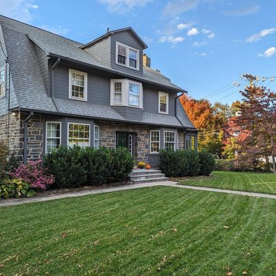 627 S Bowman Ave, Merion Station, PA 19066