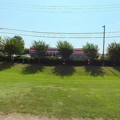 661 S Nc 111 Hwy, Chinquapin, NC 28521