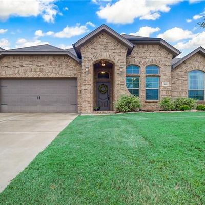 841 Peach Ln, Burleson, TX 76028