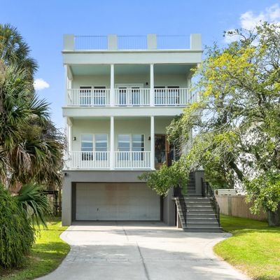 928 W Oceanview Rd, Charleston, SC 29412