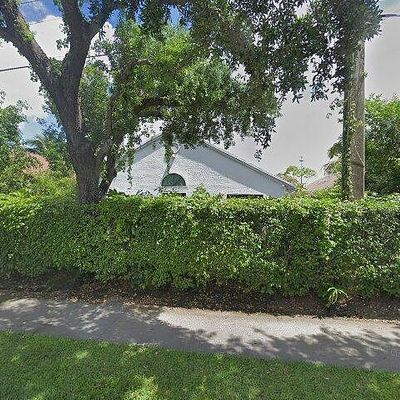 931 W Maple St, North Lauderdale, FL 33068