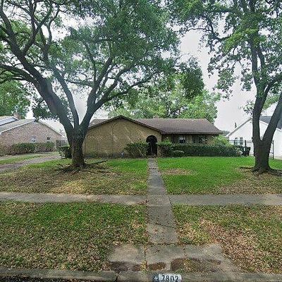 7802 Gulfton St, Houston, TX 77036