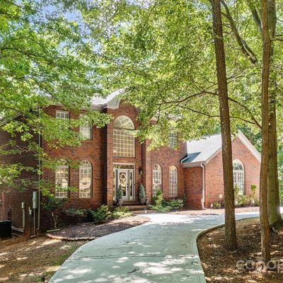 800 Lakeview Shores Loop, Mooresville, NC 28117