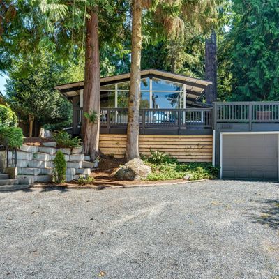 8008 Talbot Rd, Edmonds, WA 98026