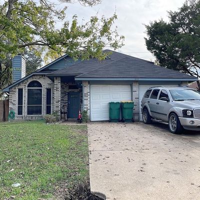 815 Shady Brook Ln, Cedar Hill, TX 75104