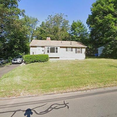 82 Ellsworth Dr, Bloomfield, CT 06002