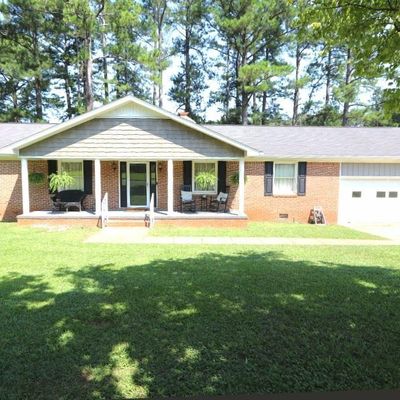 1010 Tomahawk Dr, Talladega, AL 35160