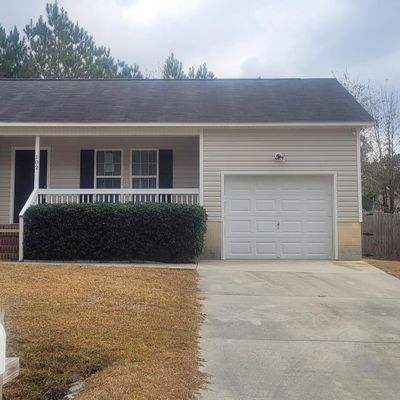 102 Republic Ct, Jacksonville, NC 28540