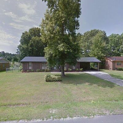 106 Forest Dr, Bennettsville, SC 29512