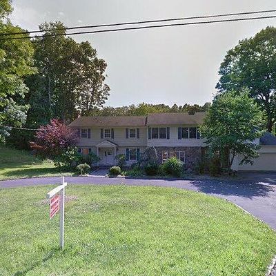 12 Werf Dr, Redding, CT 06896