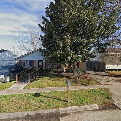 120 Julia Dr, Westwego, LA 70094