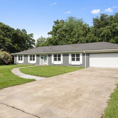 124 Woodhaven Dr, Gulfport, MS 39507