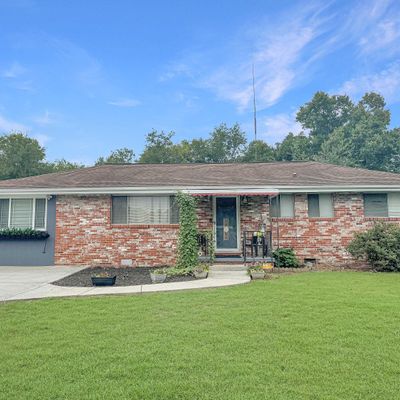 126 Greenfield Dr, Rossville, GA 30741