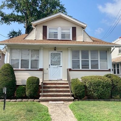 1324 Crescent Ave, Roselle, NJ 07203