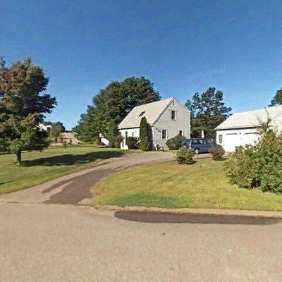 115 Woodpecker Rd, Stoughton, MA 02072