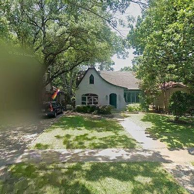 1151 N Winnetka Ave, Dallas, TX 75208