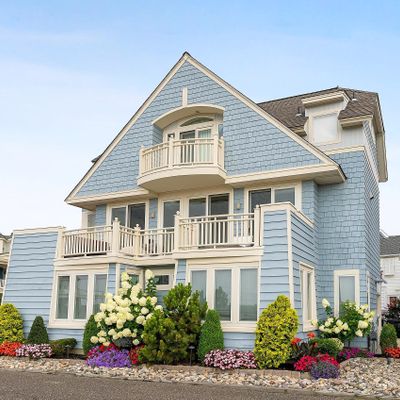 1501 Beach Ter, Longport, NJ 08403