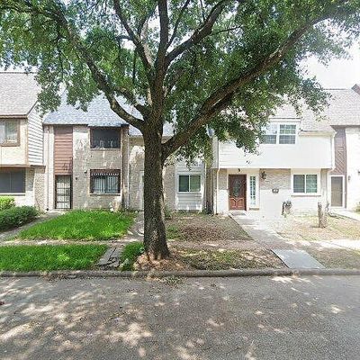 15620 Weldon Dr, Houston, TX 77032