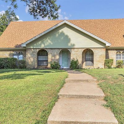 1602 Wagon Wheel Trl, Pantego, TX 76013