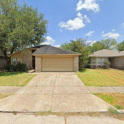 16022 Vista Del Mar Dr, Houston, TX 77083