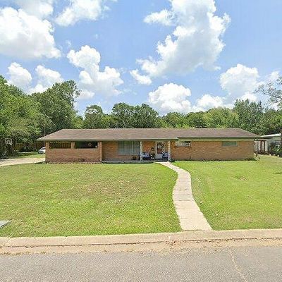 136 Greenwood Dr, Jennings, LA 70546